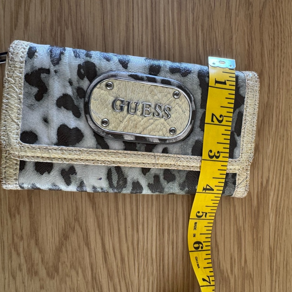 GUESS Leopard Print Wallet - Picture 9 of 10